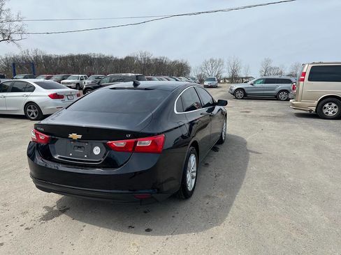 Used 2017 Chevrolet Malibu LT image 5