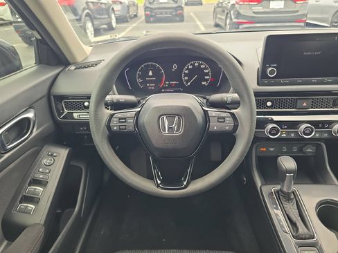 Certified 2025 Honda Civic LX image 9