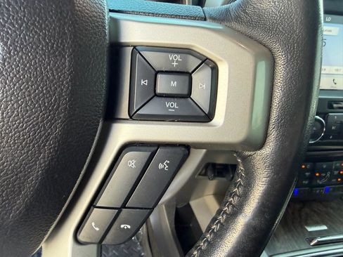 Used 2017 Ford F250 Lariat w/ Lariat Value Package image 26