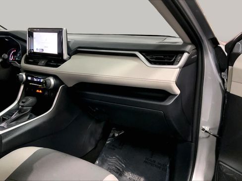 Used 2025 Toyota RAV4 XLE w/ Weather Package AWD/4WD image 19