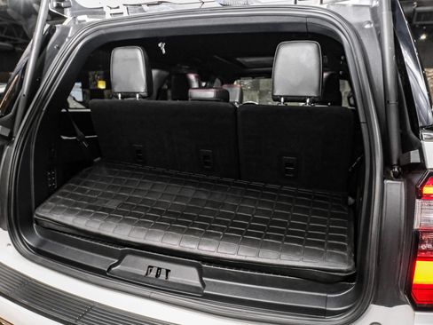 Used 2021 Ford Expedition Limited AWD/4WD image 45