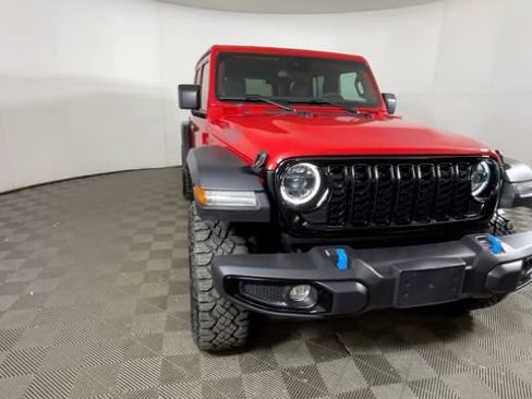 Used 2024 Jeep Wrangler Unlimited AWD/4WD image 13