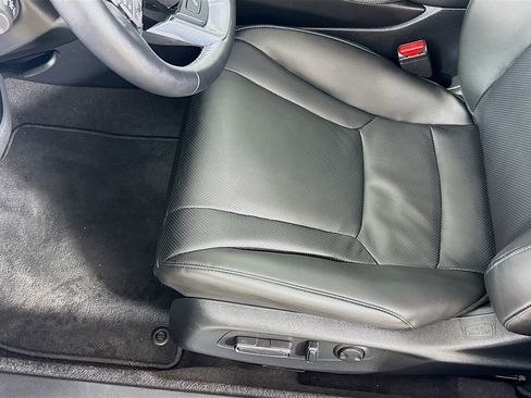 Used 2025 Honda Accord Touring image 19