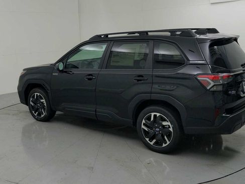 New 2026 Subaru Forester Premium AWD/4WD image 7