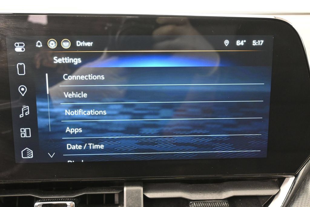 Used 2025 Chevrolet Equinox LT AWD/4WD image 33