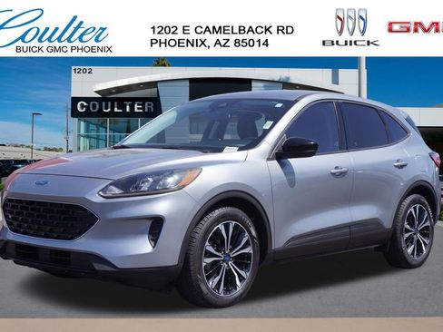 Used 2021 Ford Escape SE w/ SE Sport Appearance Package FWD image 1