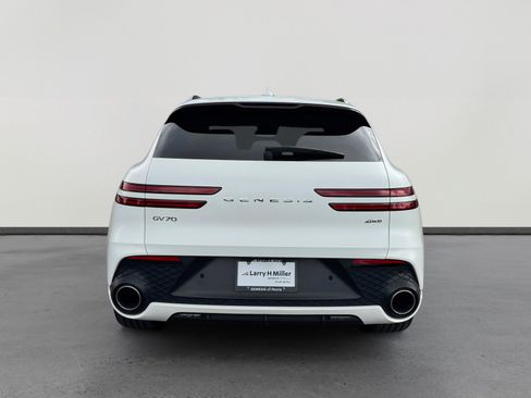 Used 2025 Genesis GV70 2.5T w/ Sport Prestige Package AWD/4WD image 4