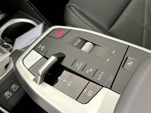 New 2026 BMW X1 xDrive28i w/ Technology Package image 16