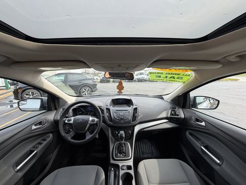 Used 2013 Ford Escape SE image 16