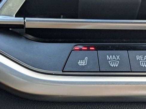 Used 2021 BMW X5 xDrive45e w/ Parking Assistance Package image 29