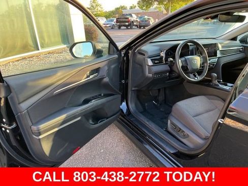 Used 2025 Toyota Camry LE w/ Convenience Package image 4