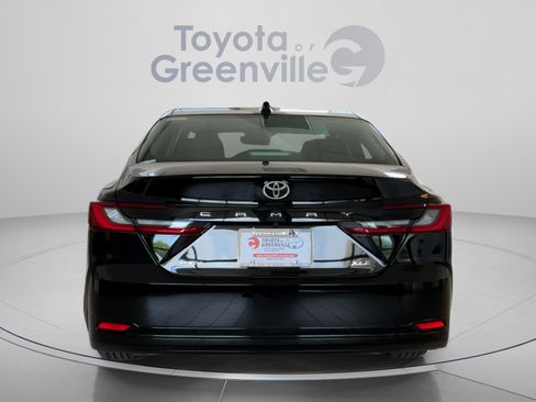 Certified 2025 Toyota Camry XLE FWD image 5