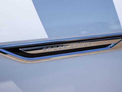 New 2026 Volkswagen Atlas Cross Sport SE image 14