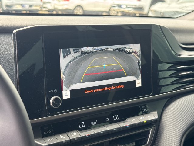 Used 2026 Toyota Camry Hybrid FWD image 22