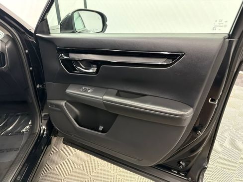 Used 2025 Honda CR-V EX-L image 16