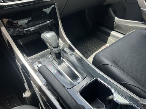 Used 2016 Honda Accord EX-L image 25