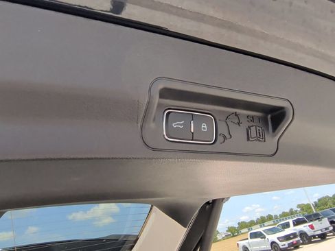 New 2026 Ford Explorer Active w/ Active Comfort Package RWD image 42
