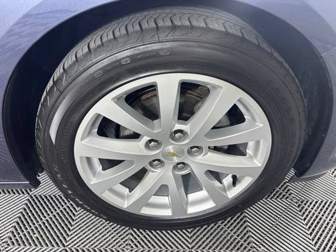 Used 2015 Chevrolet Malibu LT w/ Leather Package FWD image 33