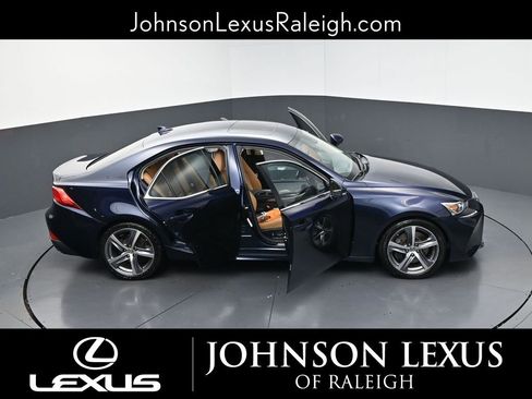 Used 2018 Lexus IS 300 AWD w/ Comfort Package image 29