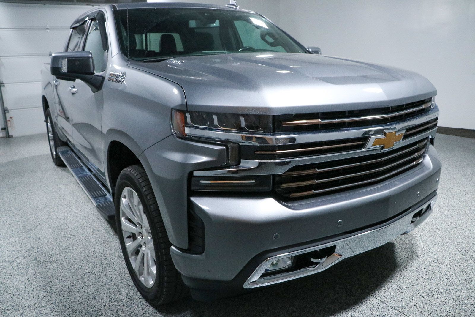 Used 2020 Chevrolet Silverado 1500 High Country AWD/4WD image 5