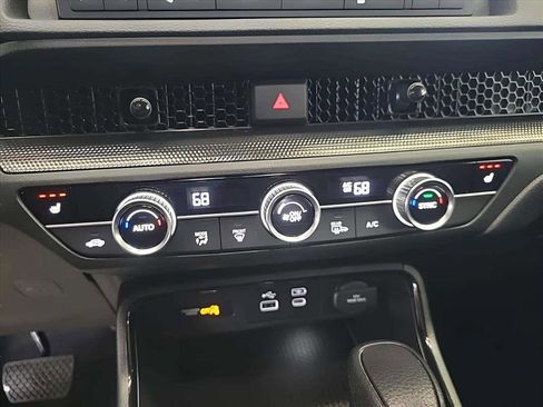 Used 2024 Honda CR-V EX image 13