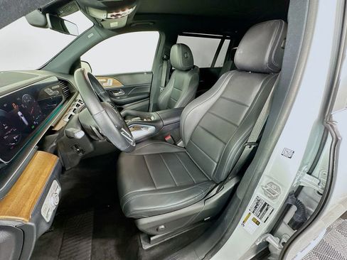 Used 2020 Mercedes-Benz GLS 450 4MATIC image 21