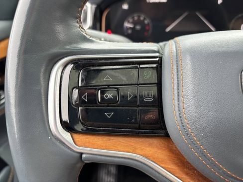 Used 2023 Jeep Grand Wagoneer Series II w/ Premium Group II image 34