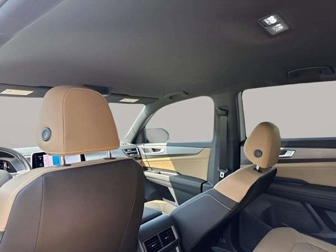 New 2026 Volkswagen Atlas Cross Sport SE image 6