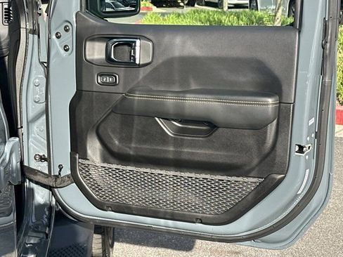 Certified 2025 Jeep Wrangler Unlimited Sahara AWD/4WD image 14