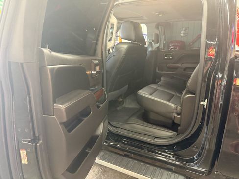 Used 2017 GMC Sierra 1500 SLT w/ Texas SLT Premium Package AWD/4WD image 16