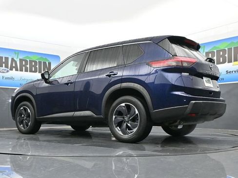 Used 2024 Nissan Rogue SV image 22