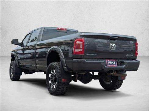 Used 2022 RAM 3500 Laramie AWD/4WD image 7
