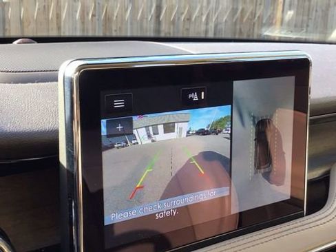 Used 2021 Lincoln Corsair Reserve w/ Equipment Group 201A image 22