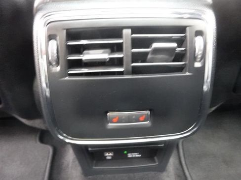 Used 2017 Lincoln Continental Select w/ Climate Package image 37