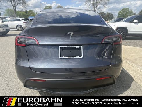 Used 2023 Tesla Model Y Long Range AWD/4WD image 4