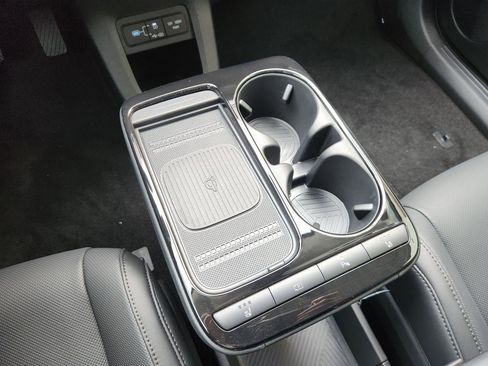 New 2026 Hyundai Ioniq 5 SEL image 18