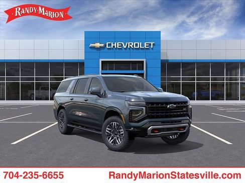 New 2026 Chevrolet Suburban Z71 w/ Z71 Off-Road Package AWD/4WD image 1