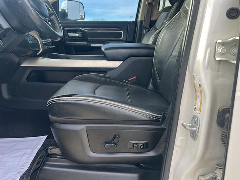 Used 2019 RAM 2500 Laramie image 19