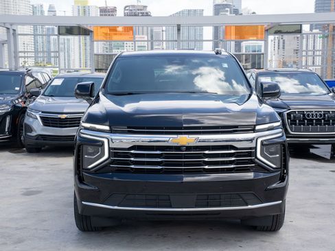 Used 2025 Chevrolet Tahoe LT image 2