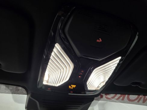 Used 2024 BMW X5 xDrive40i image 31