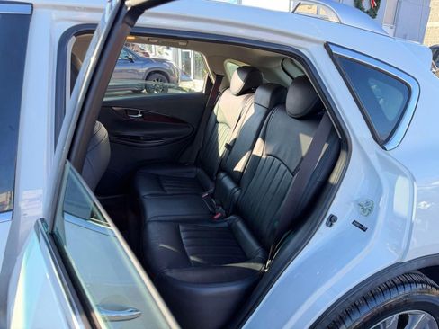 Used 2016 INFINITI QX50 Journey w/ Premium Package image 21