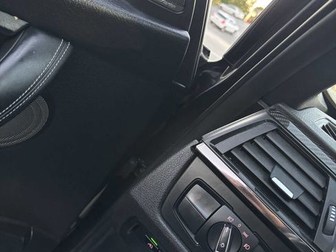 Used 2015 BMW M3 image 17