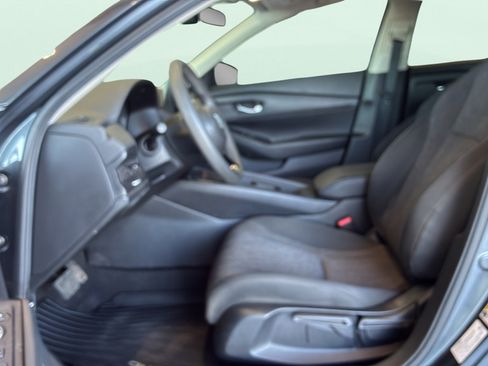Used 2025 Honda Accord LX image 13