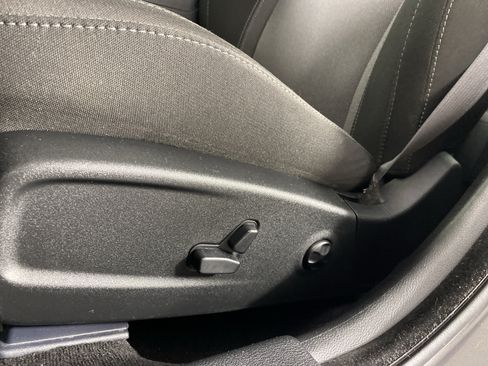 Used 2020 Dodge Charger SXT RWD image 16