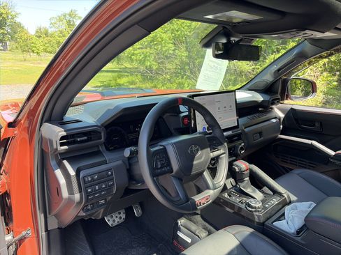 Used 2024 Toyota Tacoma TRD Pro AWD/4WD image 24