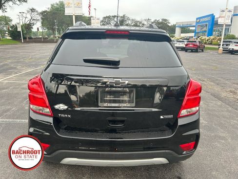 Used 2018 Chevrolet Trax Premier w/ Midnight Edition FWD image 6
