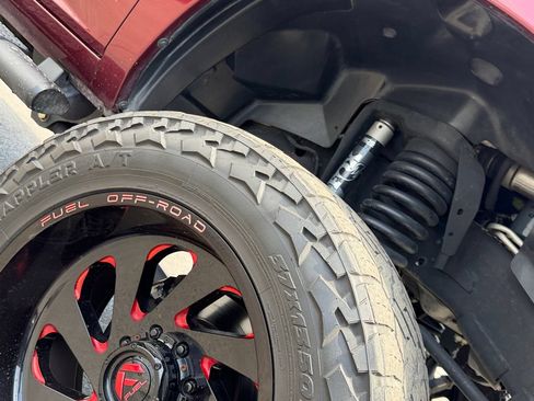 Used 2017 RAM 2500 Big Horn w/ Sport Appearance Group AWD/4WD image 17
