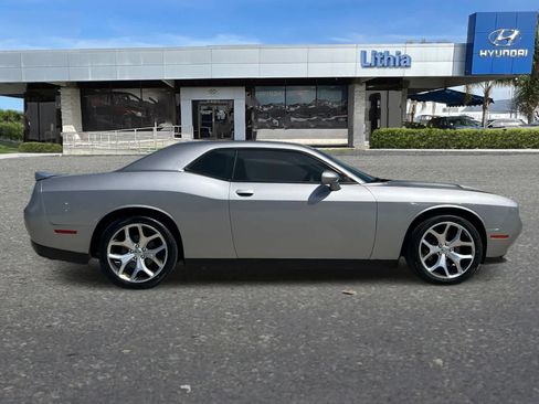 Used 2016 Dodge Challenger SXT Plus RWD image 9