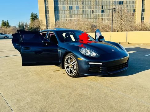 Used 2016 Porsche Panamera Edition RWD image 47