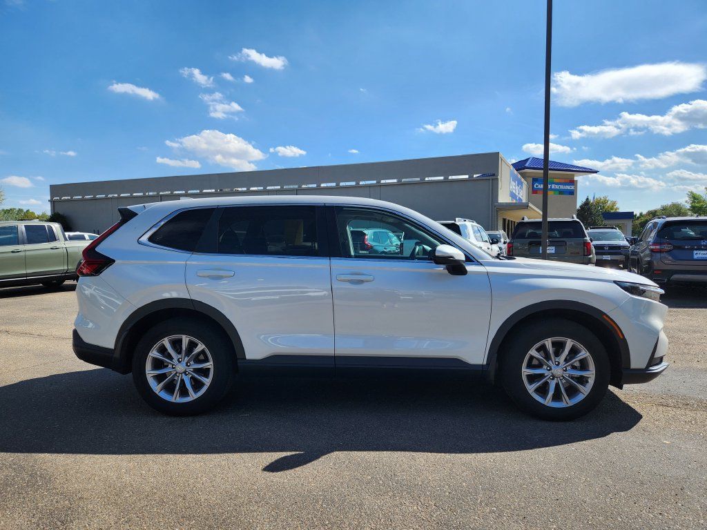 Used 2024 Honda CR-V EX image 4